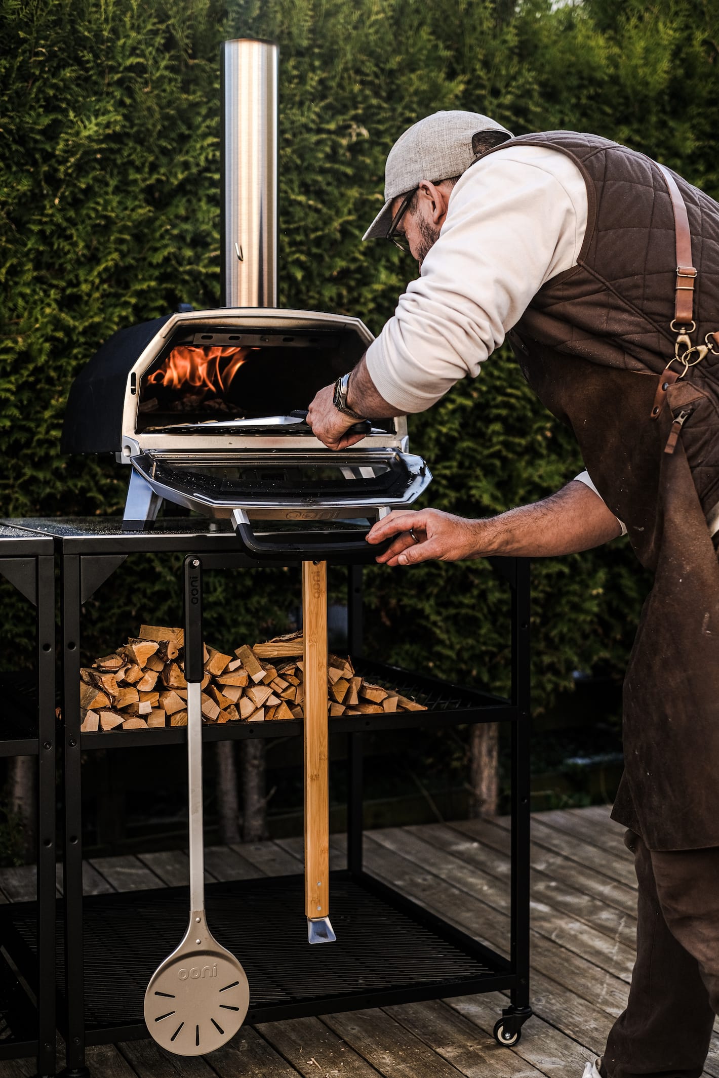 Pizza stekes i Ooni pizzaovn