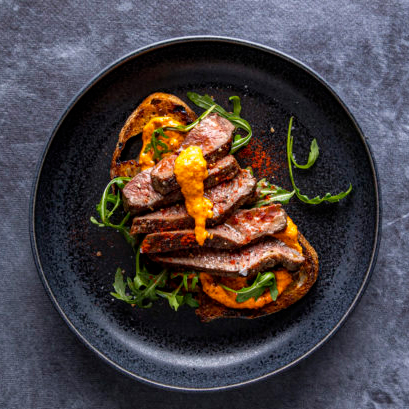 Bruschetta med paprika og biff