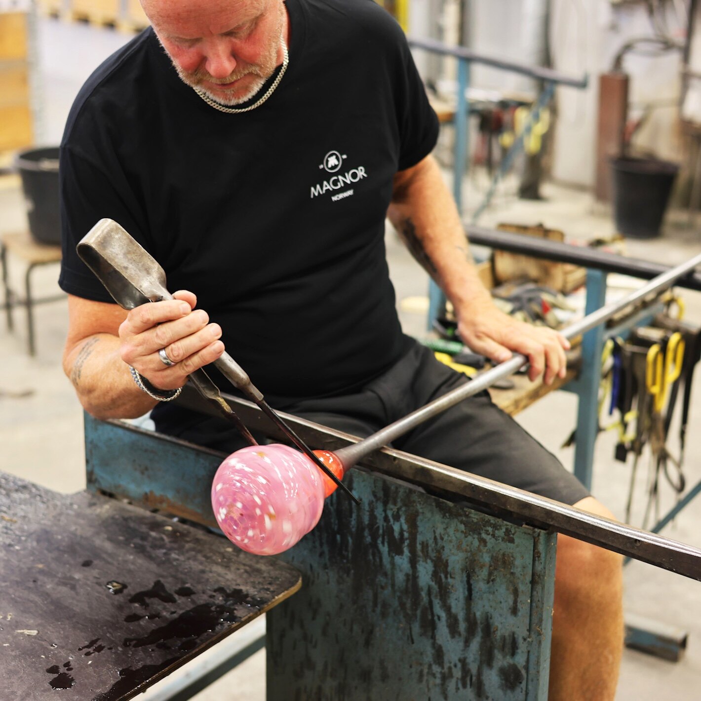 Bak kulissene hos Magnor