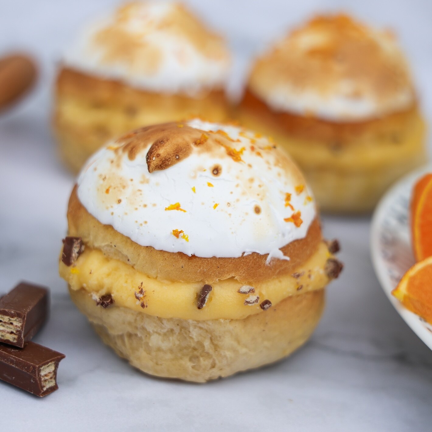 Marengsboller med lemon curd