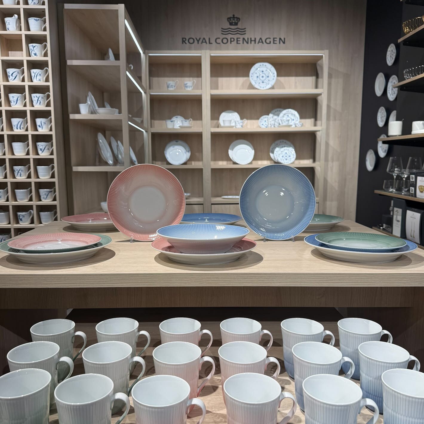 Royal Copenhagen shop in shop-utstilling hos Tilbords Bogstadveien.