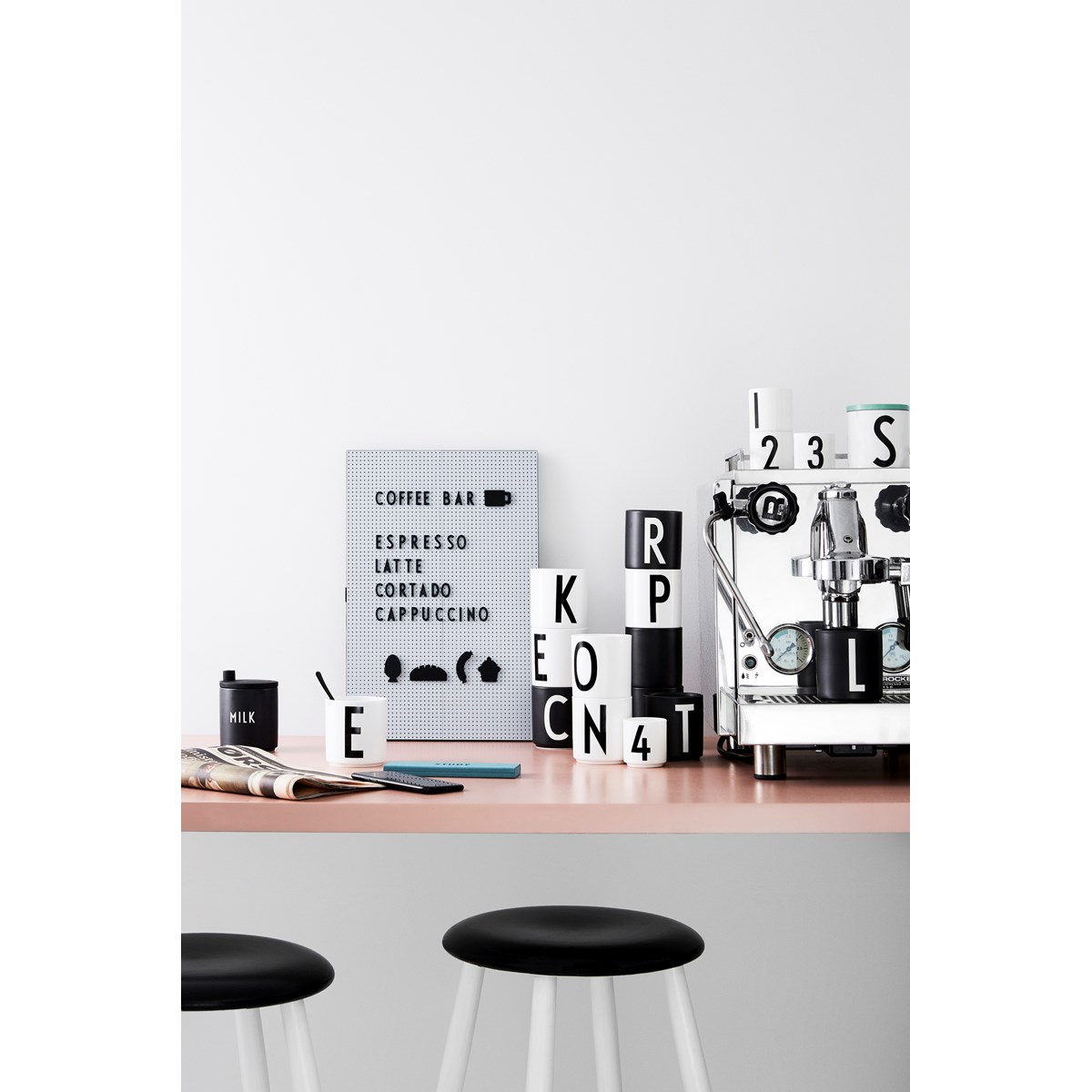 Design Letters Personal krus A 250 ml svart