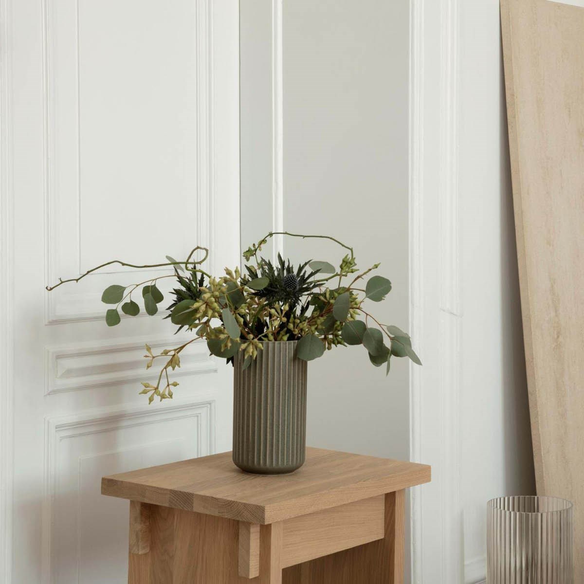 Lyngby Porcelæn, vase 20,5cm olgrø fajan